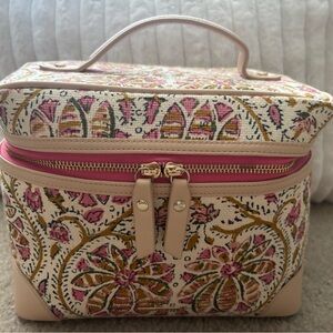 Spartina 449 pink floral train case